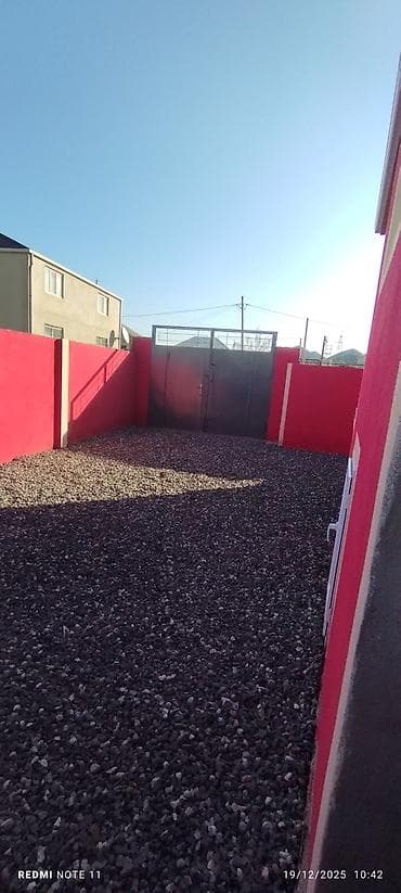 90 kv. m, 3 otaqlı, Su