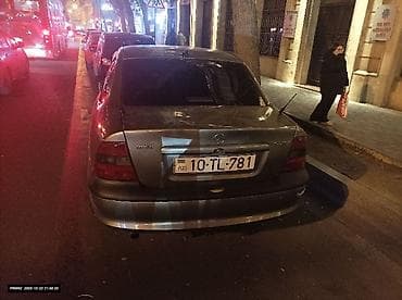 Opel Vectra: 2 l | 1996 il 23900 km Sedan