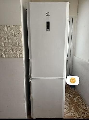 air: 2 qapılı Indesit Soyuducu Satılır, rəng - Ağ — 1