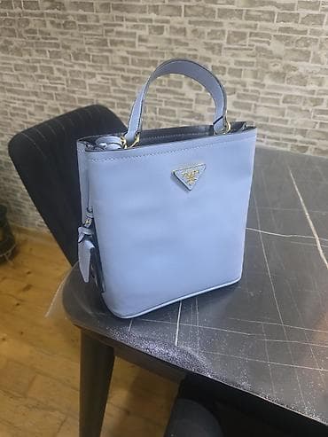 Furla.A klass