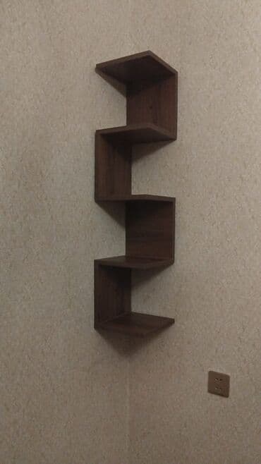 Qida məhsulları: Dekorativ rəf, Corner shelf — 2