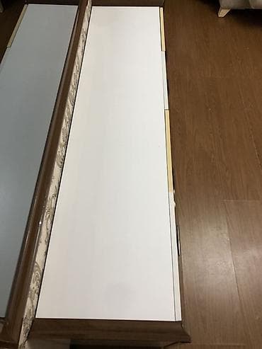 beton panel: Uzun güzgülü bufet/dresuar dəsti - Tərkib: divara asılan iri — 4