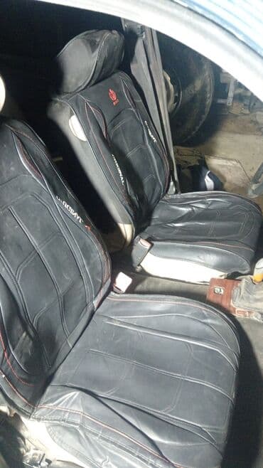 mercedesbenz w211: Mercedes-Benz C-Class: 2.2 l | 1995 il Sedan — 7