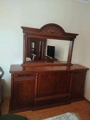 iskaf: Klassik üslubda böyük bufet-güzgü dəsti - Material: keyfiyyətli ağac — 1