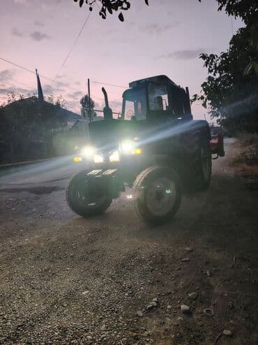 masin ucun qosqu: MTZ tipli təkərli traktor - Ön təkərli dar baza, arxa iri kənd — 2