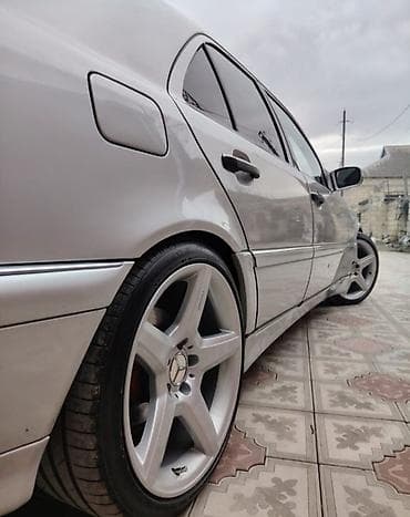 Disk təkər AMG R 18, 5 Boltlu lalafo.az -da Disk təkər AMG R 18, 5 Boltlu