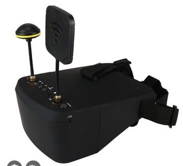 FPV dron ucun gozluk satilir . 4-5 gun isledilib cemisi . Analogdur