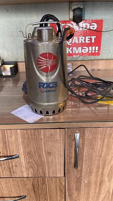sular: Su nasosu. 32 -lik çıxış,zavod sarğı,paklavoklu tam ideal vəziyyətdə — 1