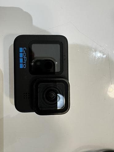 gopro hero 3: GoPro HERO10 Black aksion kamerası Xüsusiyyətlər: - Ön və arxa ekran — 6