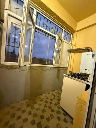 Hyundai: Saray MTK 2 otaq tam təmirli, tam əşyalı mənzil kirayə verilir.Mənzil — 5