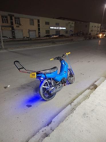 qaz 53 teker: Salam aleykum motosiklet tam işlək vəziyyətdədi.Moto 80cc dir.Matoru — 3