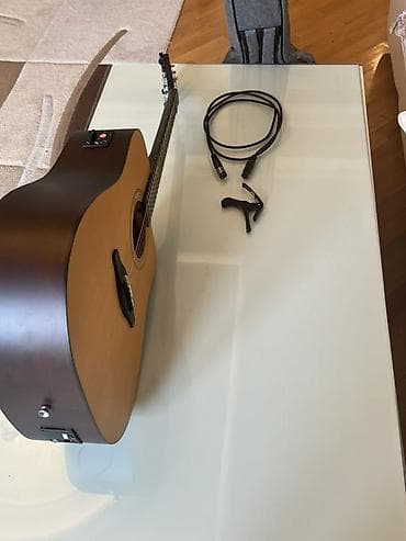 Velosipedlər: Elektro-akustik gitar dəsti - Korpus: dreadnought forma, ön hissə — 1