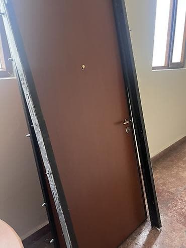 Ev və bağ: Məhsul: İtalya istehsalı Dəmir giriş qapısı (çərçivə və aksesuarlarla) — 2