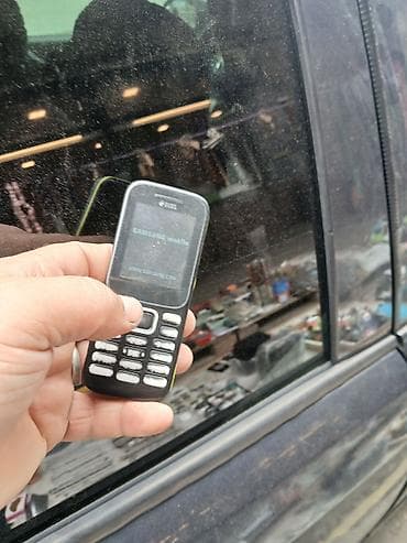 Samsung Galaxy S22, rəng - Qara, Düyməli