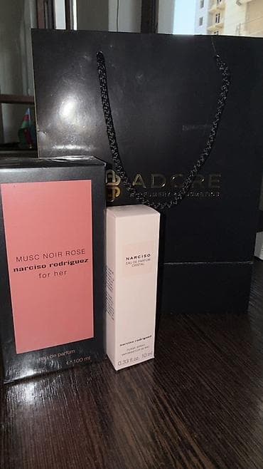 lil solid 2 plus: Narciso Rodriguez qadın ətirləri dəsti - Musc Noir Rose For Her – Eau — 1