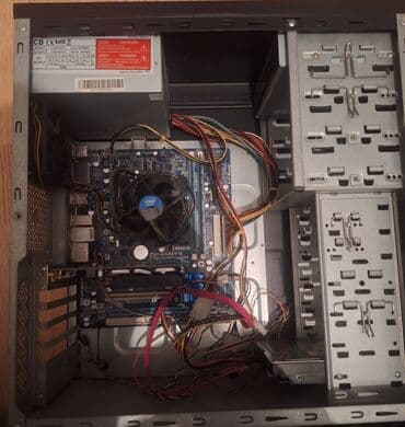 Kompüter və noutbuk aksesuarları: Keysler Satilir Real aliciya endirim olacaq I5 750 h55 anaplata 6 — 2