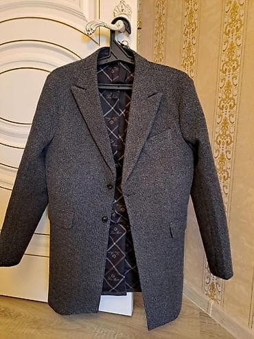 pull and bear: Palto 90 manat tezdir olcusu L satisda 170 manatdir — 1