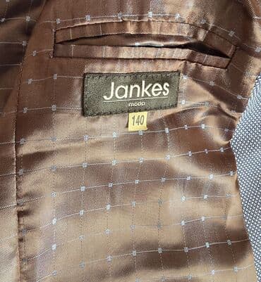 usaq pencekleri: Oglan usaqlai ucun tek penceyler bahali penceklerdi — 3