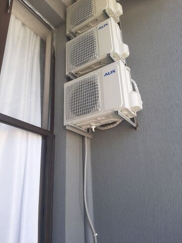 bakıxanov kiraye ev: 28 May metrosundan 700-800şərq bazarından 100 metr məsafədə 177 — 23