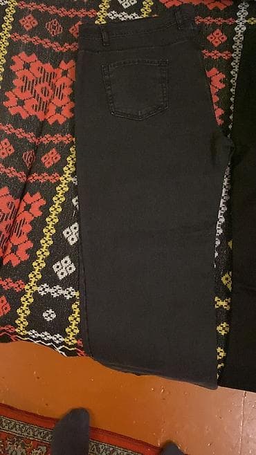 kambat şalvar: Qara rəngli qadın şalvarı - Klassik düz kəsim - Arxada bir ədəd ciblə — 1