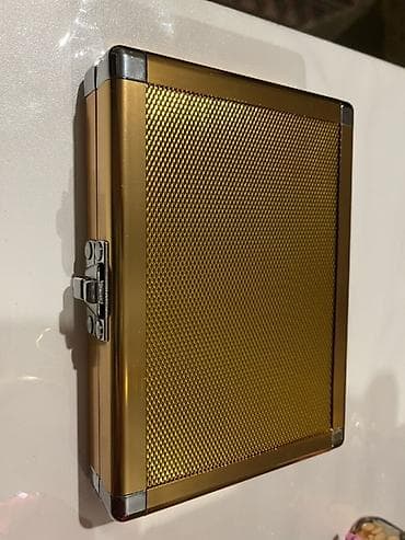 Qızılı alüminium futlyarda peşəkar manikür-pedikür dəsti - Möhkəm