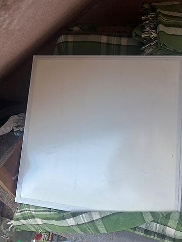 3 d panel: 3 ədəd Optonica LED panel. 55W, 4000K neytral ağ işıq. Hamısı işlək — 1