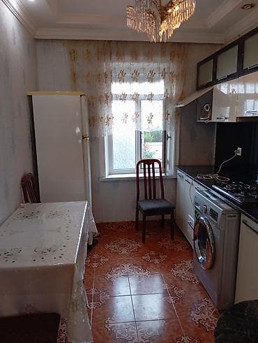 gencede mebel: Təsvir ev Yeni Gəncədə hərbiçilərin binasının garwisinda 9/5 — 2