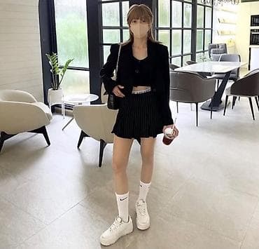 sabo 39 40: Qara zolaqlı mini ətək - Rəng: qara, incə ağ vertikal zolaqlar - — 2