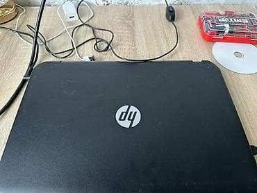 HP noutbuk - Operativ yaddaş: 4 GB - Daxili yaddaş: 500 GB HDD - Disk