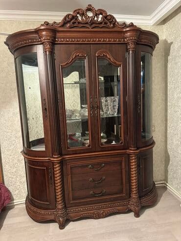 Şüşəli dolab vitrini — 1