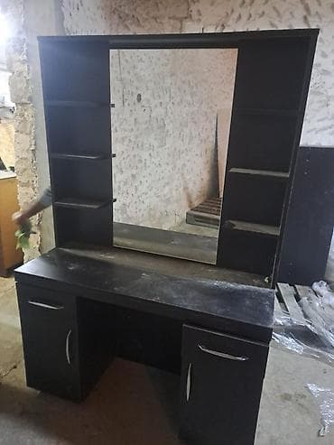 tibbi ref: Salon üçün mebel dəsti – güzgülü iş masaları - Tərkib: 2 ədəd salon — 4