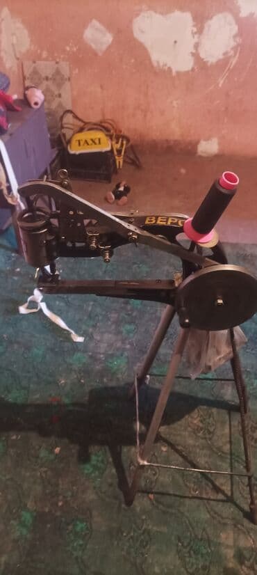 книга для чтения 4 класс озмитель е е власова и в: Ayakqabi tikən maşın çox az işlənib təzə kimidi — 1