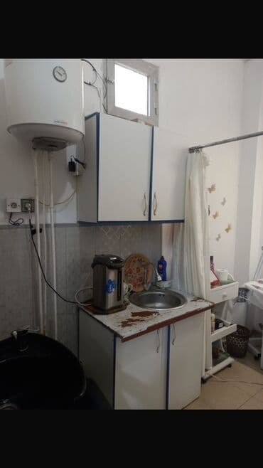 en ucuz laminat: Manikür salonu üçün tam təchizatlı otaq, müştərilər üçün rahat — 9