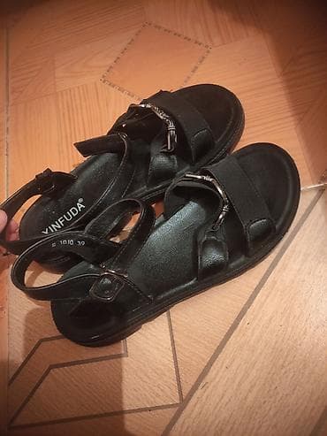 adli sepler: Qadın sandal modeli – XINFUDA - Rəng: qara - Ölçü: 39 (S 1010 39 — 2