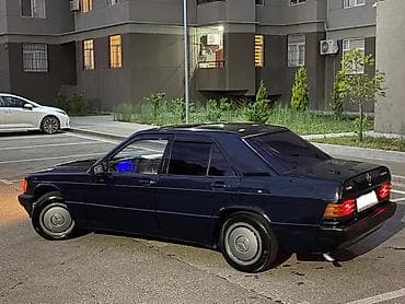 190 disk: Mercedes-Benz 190 (W201): 2 l | 1992 il Sedan — 3