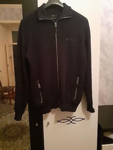 partalar: Gencede satilir orginal AVVA jaketi Turkiye istehsalidir 55azn alinib — 2