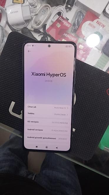 tv box android: Xiaomi 13, 256 GB, rəng - Qara, 
 İki sim kartlı — 1
