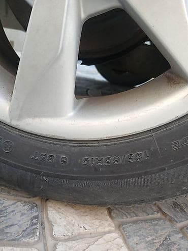 teker 16 type 1: Nissan orijinal yüngül lehimli disklər və şinlər dəsti. komplekt — 2