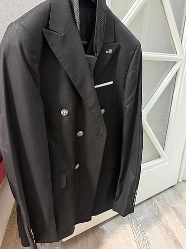 kiraye geyim: 1 dəfə toya geyinilib. Ustundə ağ koynəkdə verirem. Metroya pulsuz — 1