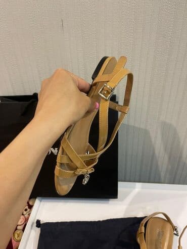 basanoşkalar 2023: Ölçü: 36, rəng - Bej, Yeni — 15