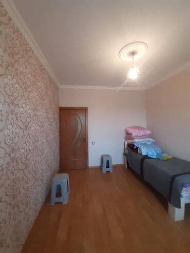 ist petrol tbilisi prospekti: Bakı, 2 otaqlı, Köhnə tikili, m. Əhmədli, 65 kv. m — 3