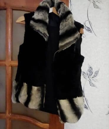 uşaqlar üçün demisezon jiletkalar: Jiltet sinsila 50 m 300 m almisidm az geyilib .s m razmerler — 1