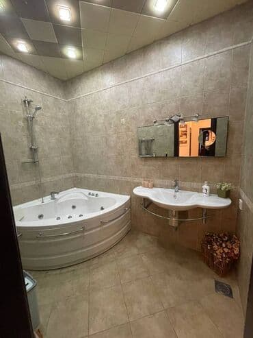 kirayə ev nizami: Nizami metrosuna yaxin 6 ci paraleldə 16 mertebeli binanın 10-cu — 5