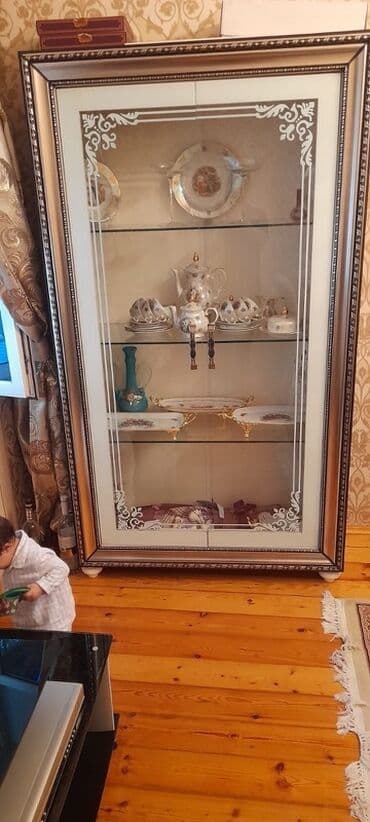 dekor gullər: Dolab, Kredit yoxdur — 2