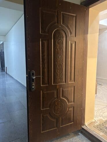 demirin qiymeti: Mənzil üçün İşlənmiş Giriş qapısı 90x205 sm Zamok ilə, Ödənişli çatdırılma, Ünvandan götürmə — 1