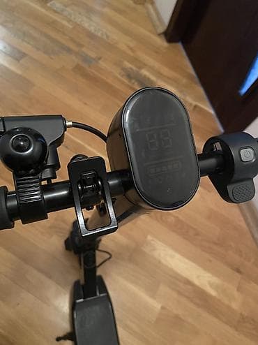 electric moped: Sensorlu elektrik skuter. Biraz işlənib baha alınıb, qiyməti qat qat — 2