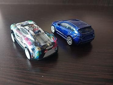 qaşıq dəst: Kiçik ölçülü metal oyuncaq avtomobil dəsti ve futbol,pakemon kartlari — 4