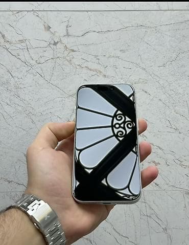 iphone qulaqliq: IPhone 15 Pro, Ağ, Face ID — 2