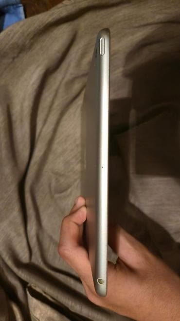 mini ipad: Apple iPad 9-cu nəsil iPad 2021il — vəziyyətinin əla olduğunu demək — 6