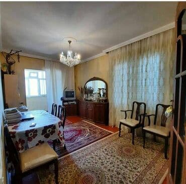 günəşli ev: Suraxanı rayonu yeni Günəşli qəsəbəsində (Massiv AB massivində),köhnə — 1